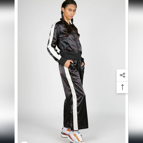 FILA AVIANA CROPPED SATIN PANTS SNAPS SIZE SMALL NWT - Picture 8 of 10